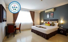 Mac Boutique Suites